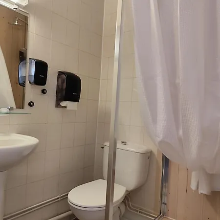 Hotel De La Place 3*