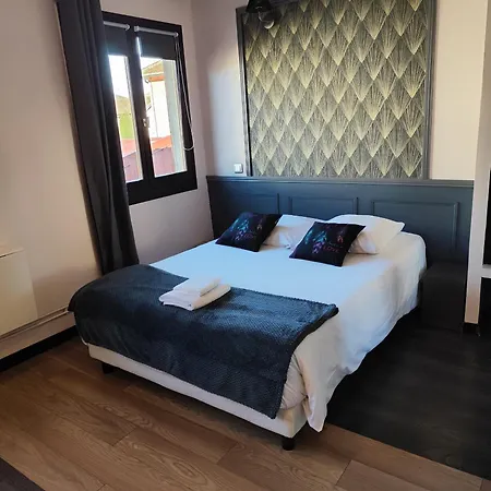 De La Place Hotel