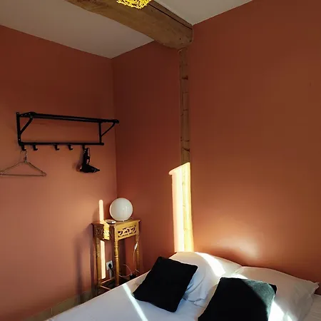 De La Place Hotel 3*
